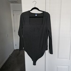 Gray long sleeve top